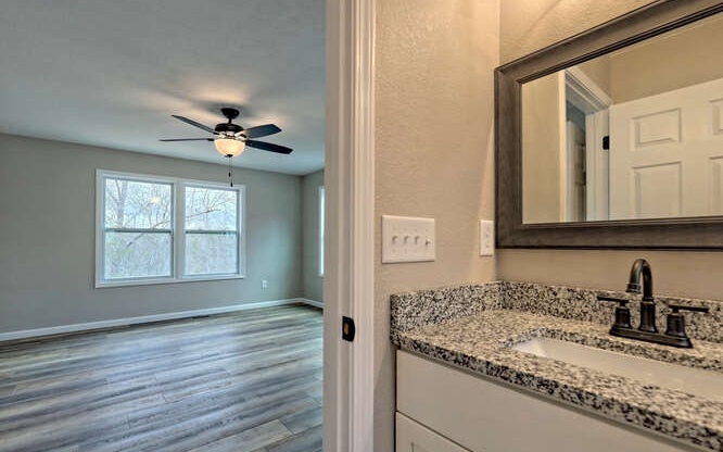 240 Upper Fox Trail
