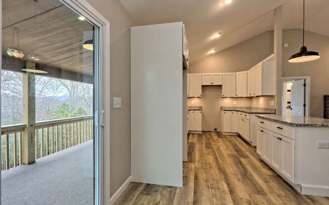240 Upper Fox Trail