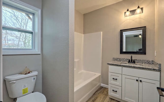 240 Upper Fox Trail