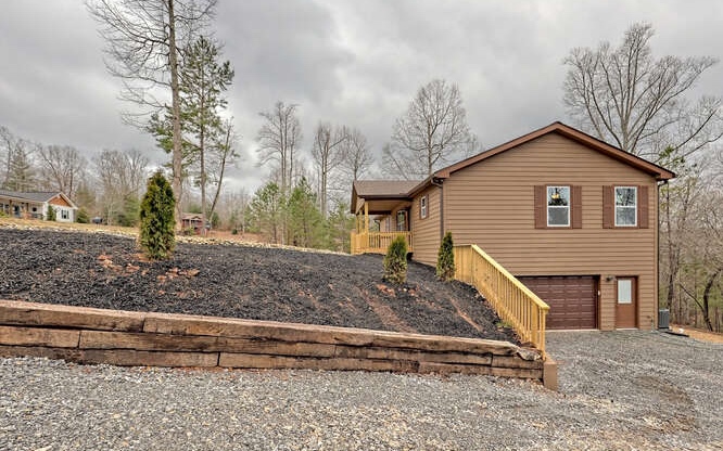 240 Upper Fox Trail