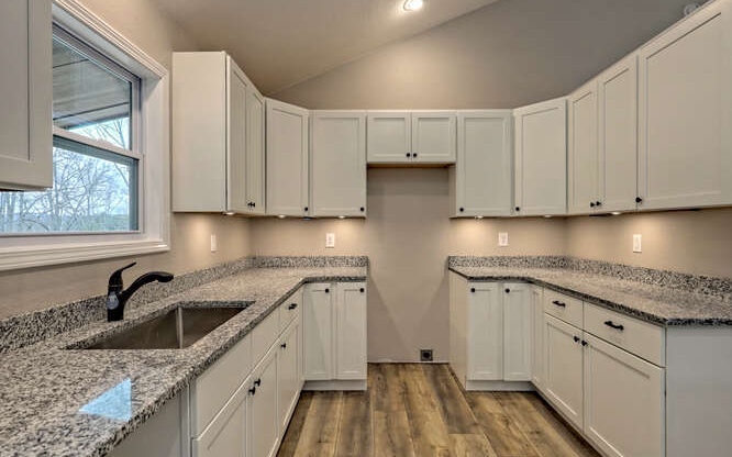 240 Upper Fox Trail