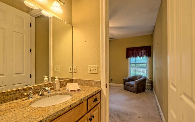 406 Longview Circle