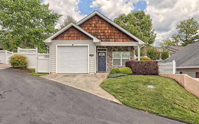 406 Longview Circle