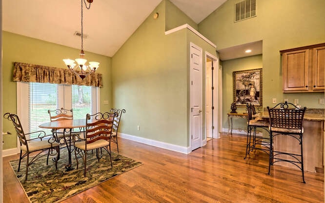 406 Longview Circle