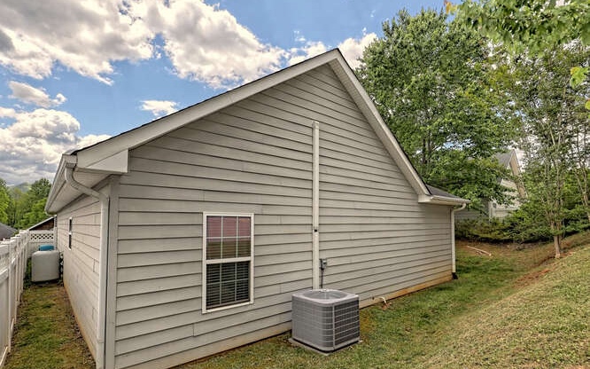 406 Longview Circle