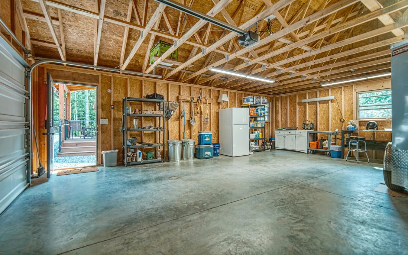45 Woodcrest Drive