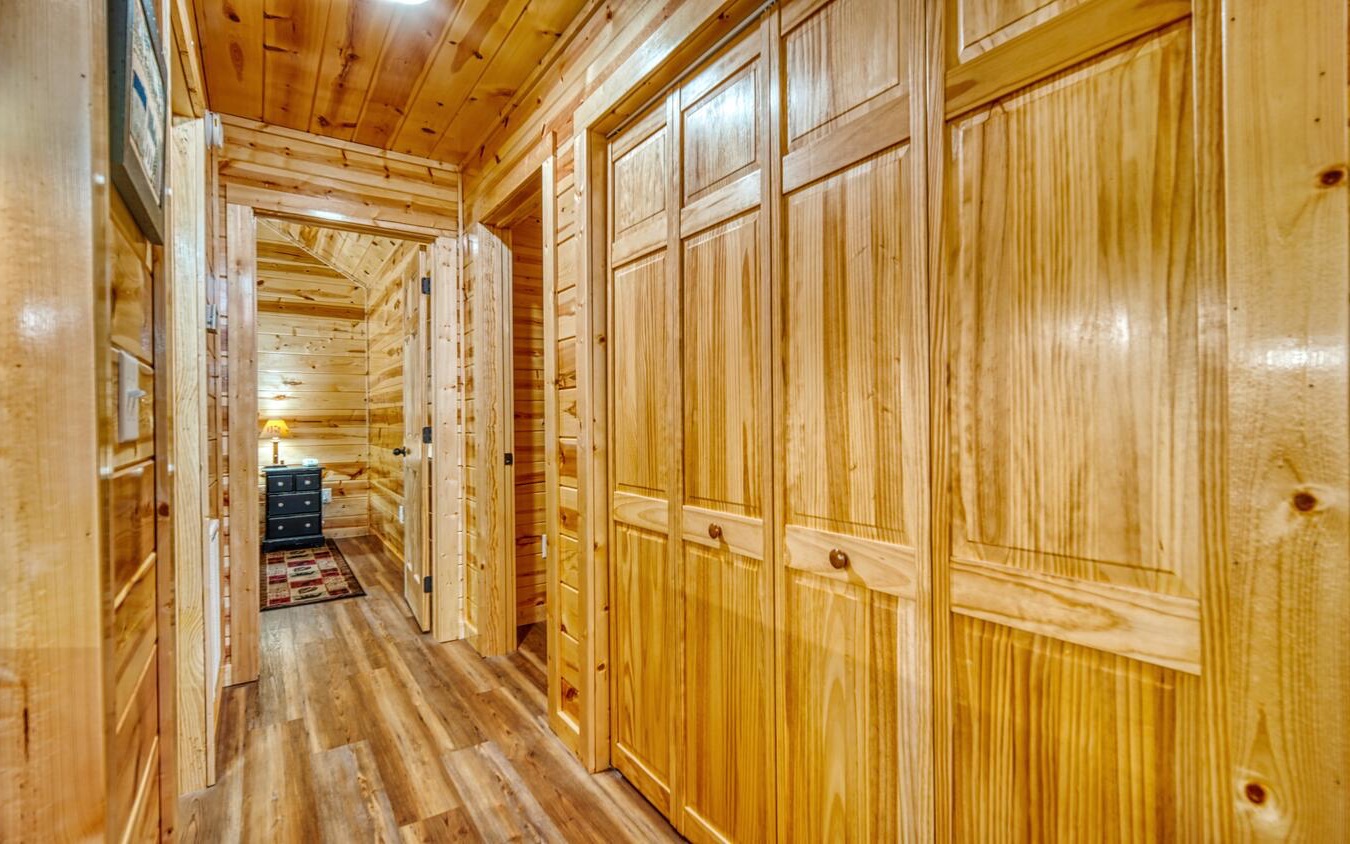 45 Woodcrest Drive