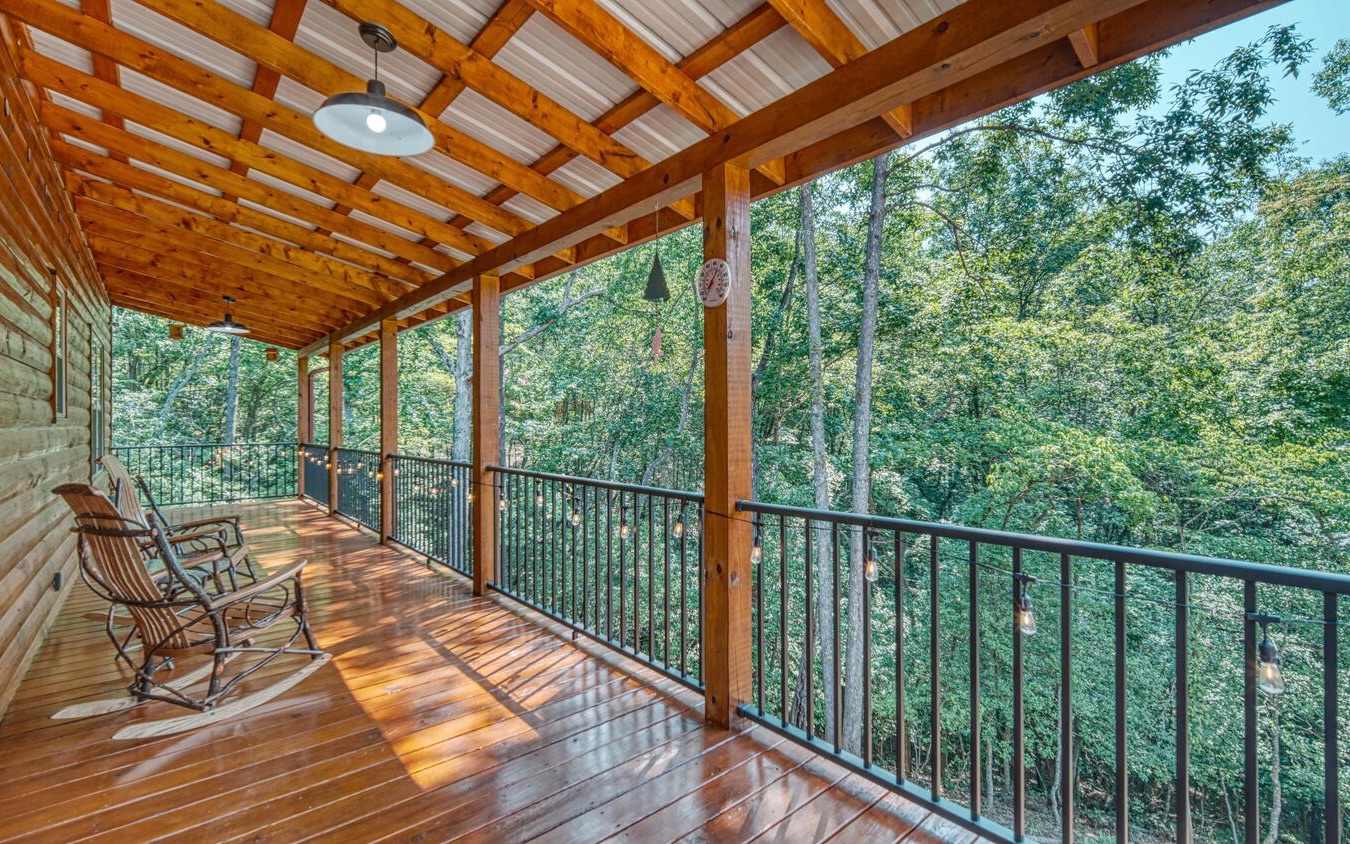 45 Woodcrest Drive