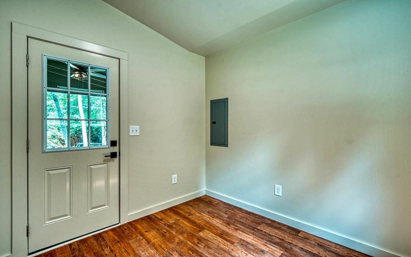 251 Chimney Ridge