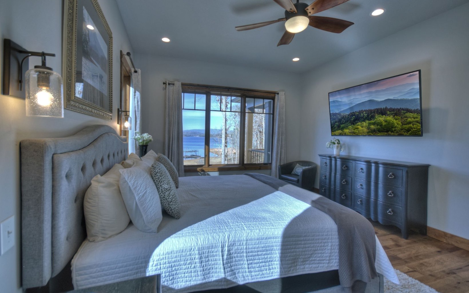 1466 Sutton Cove