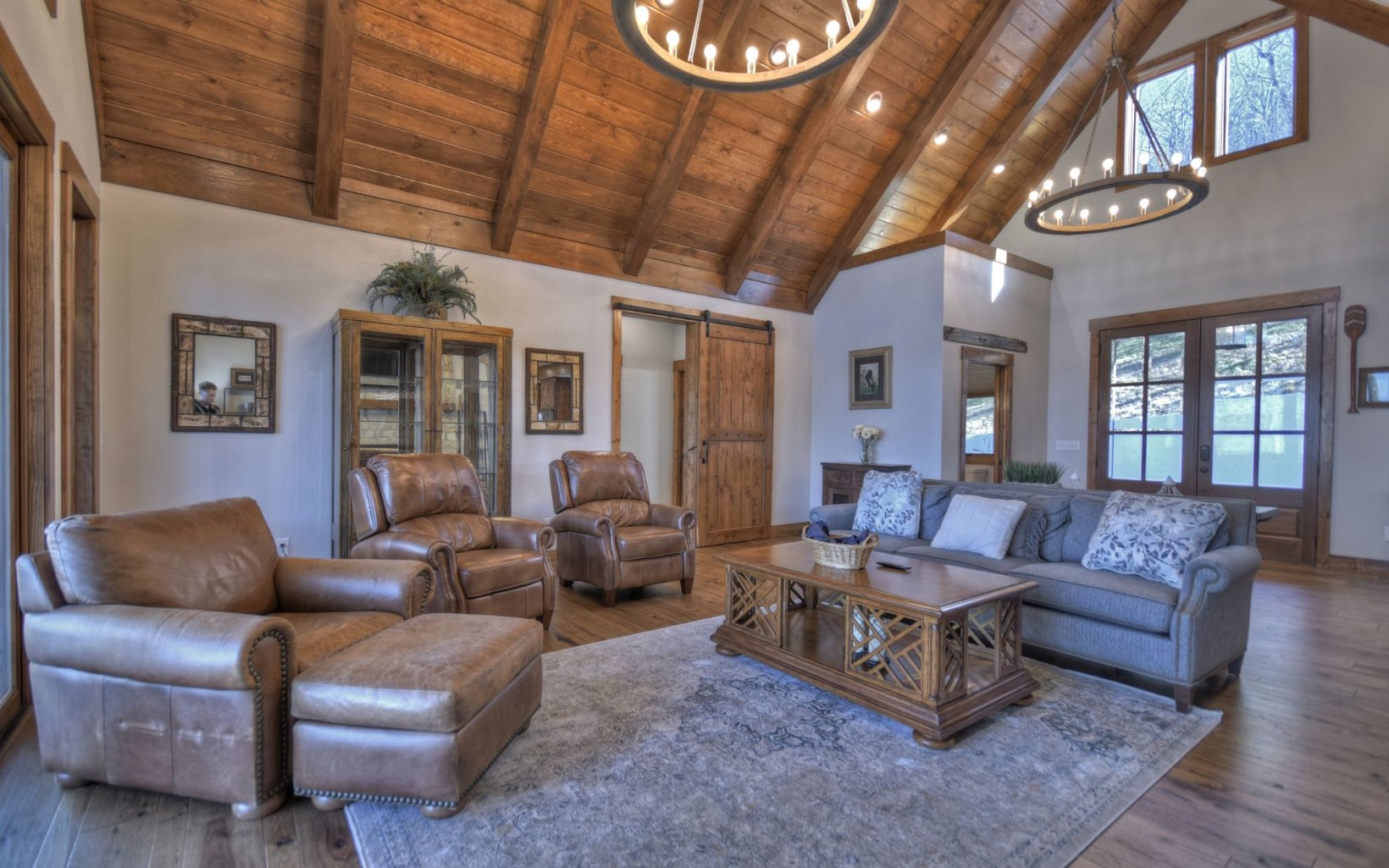 1466 Sutton Cove