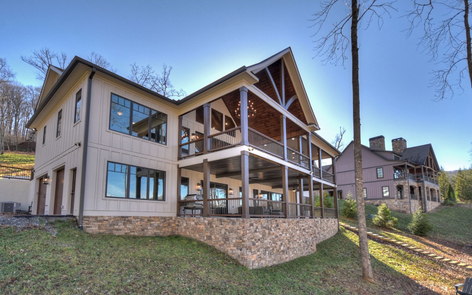 1466 Sutton Cove