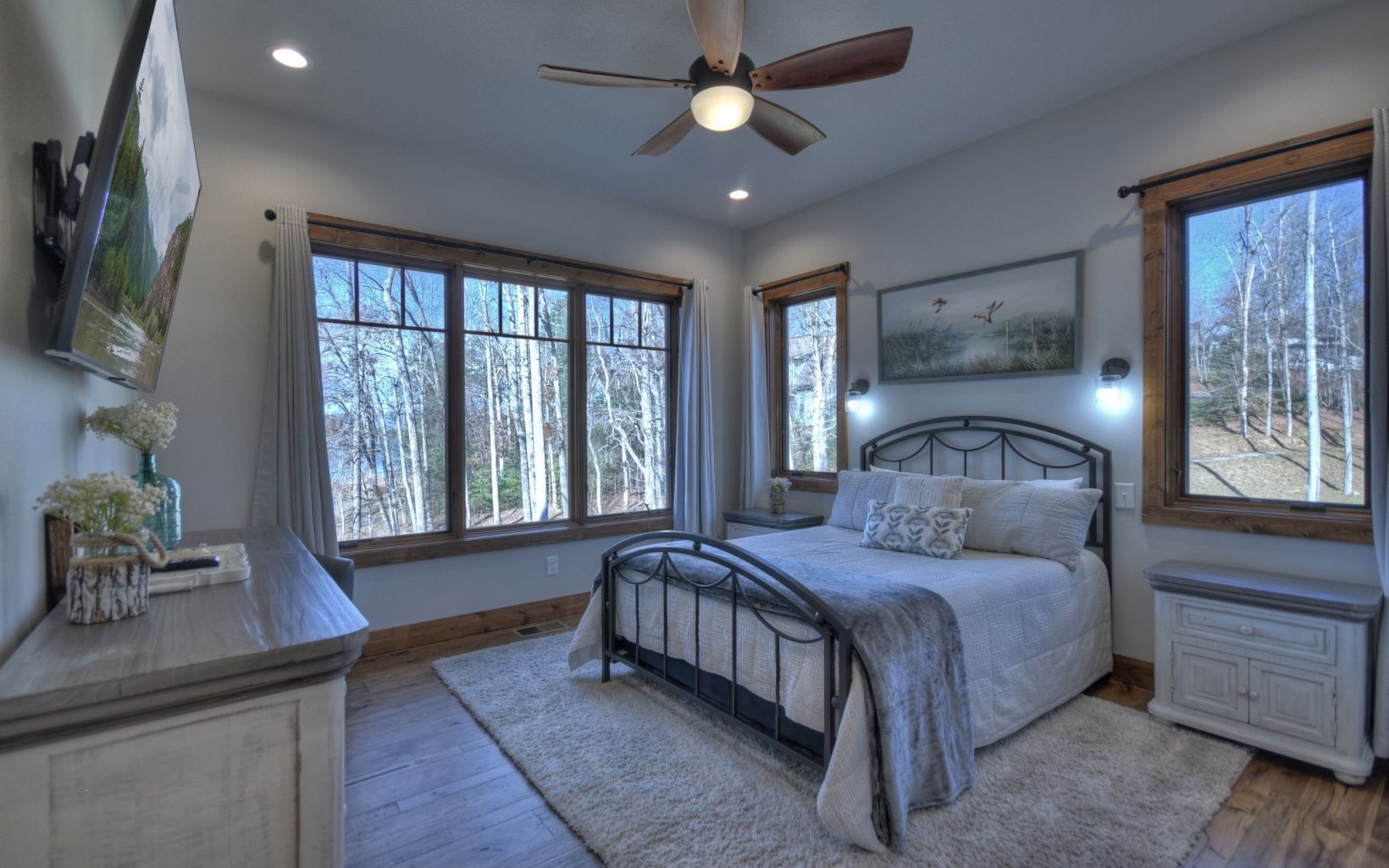 1466 Sutton Cove