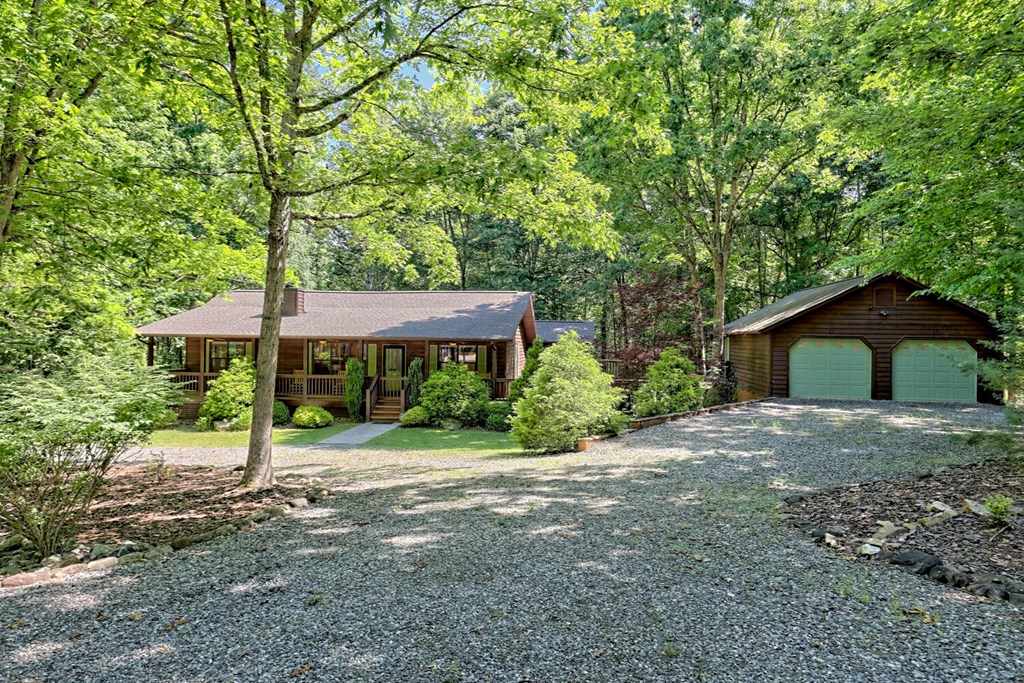 488 Lance Crossing Road