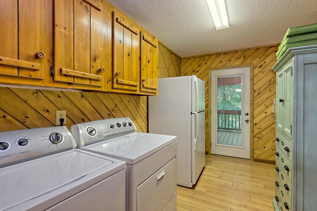 488 Lance Crossing Road