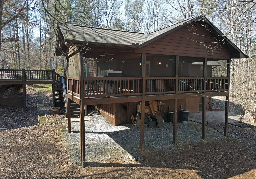 488 Lance Crossing Road