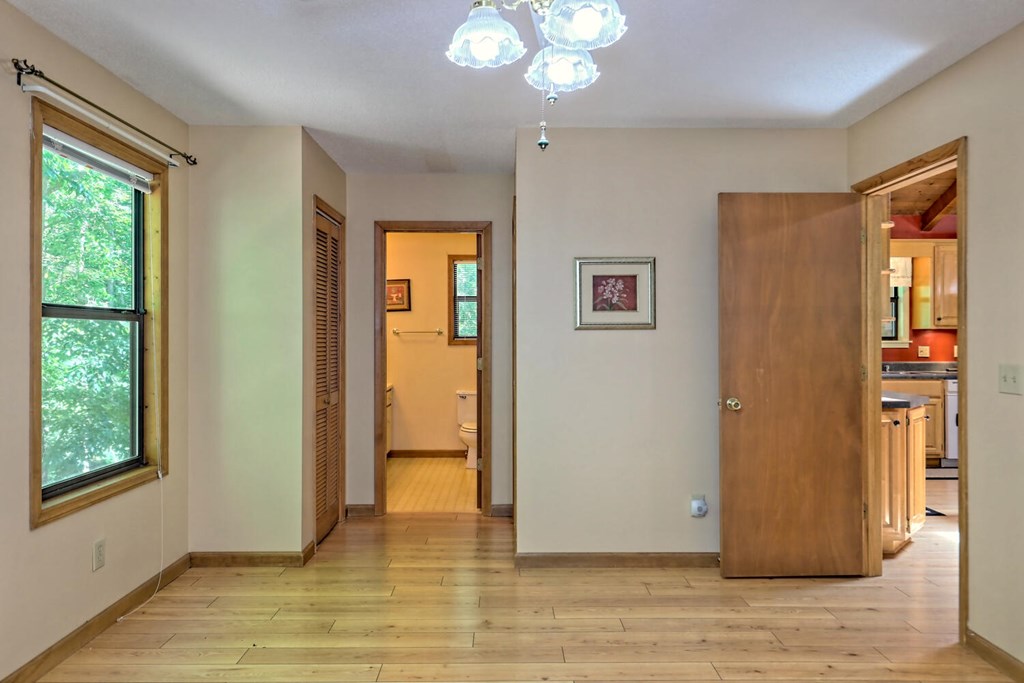 488 Lance Crossing Road