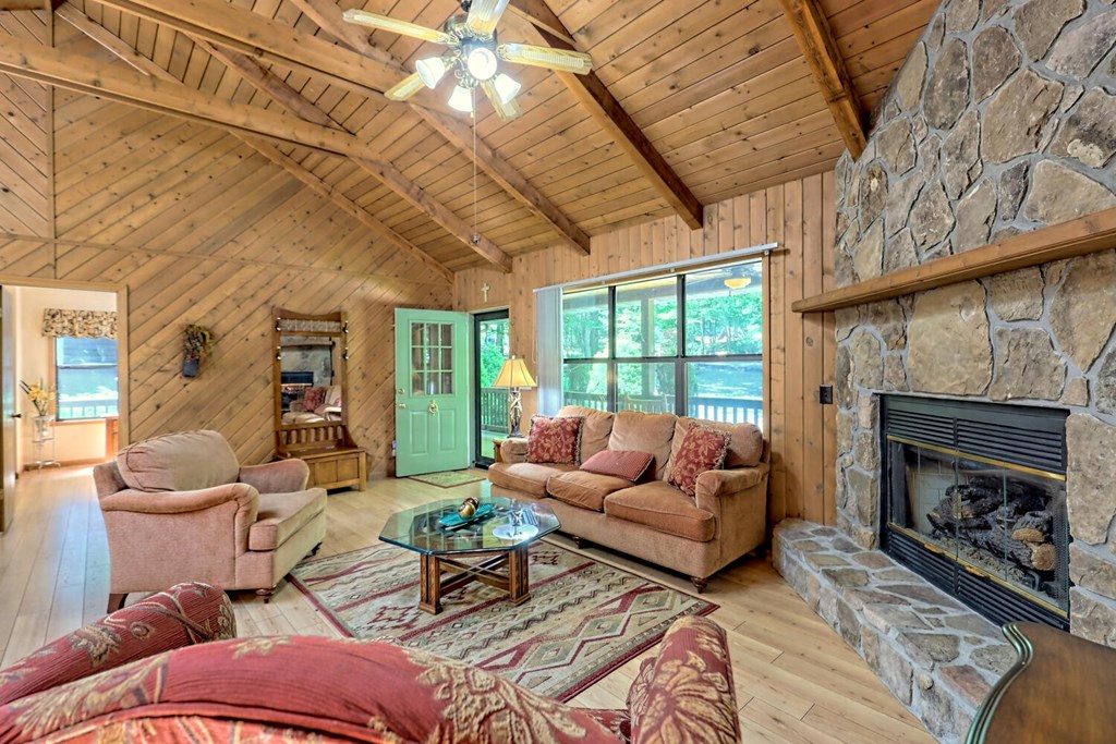 488 Lance Crossing Road
