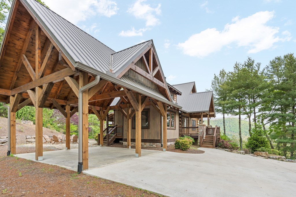 268 Cherry Log Summit Drive