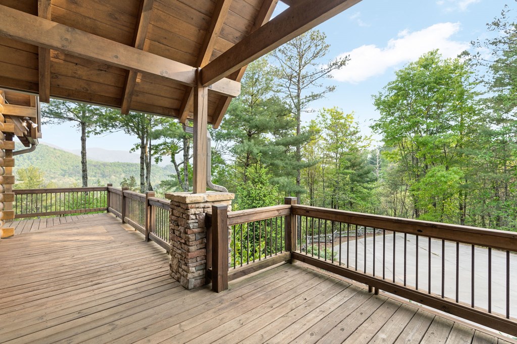268 Cherry Log Summit Drive