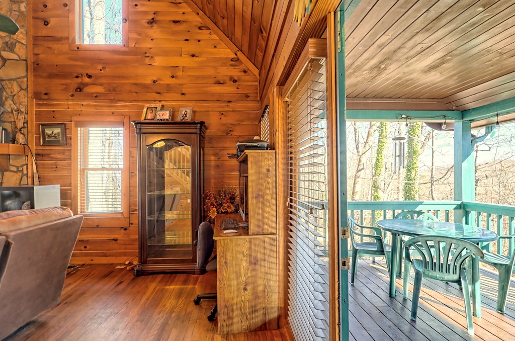 256 Woodland Ridge Drive