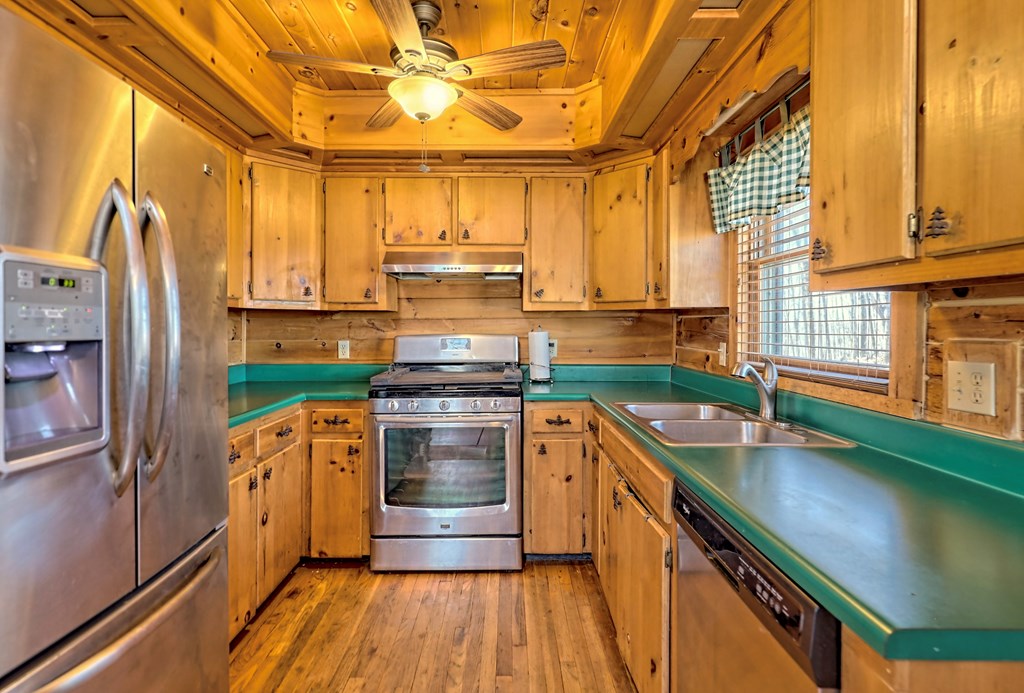 256 Woodland Ridge Drive