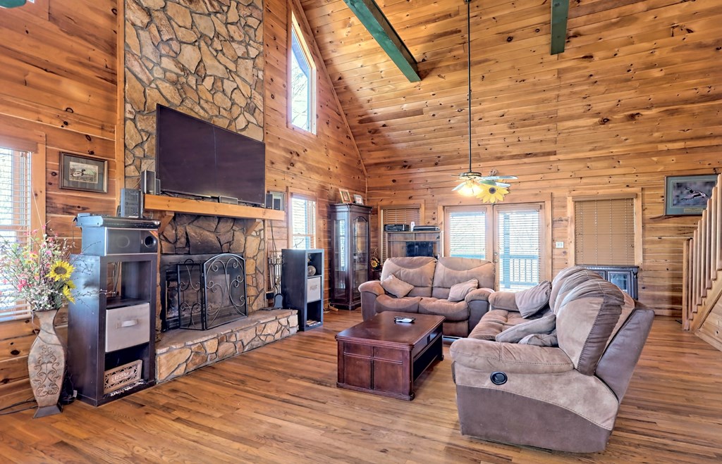 256 Woodland Ridge Drive