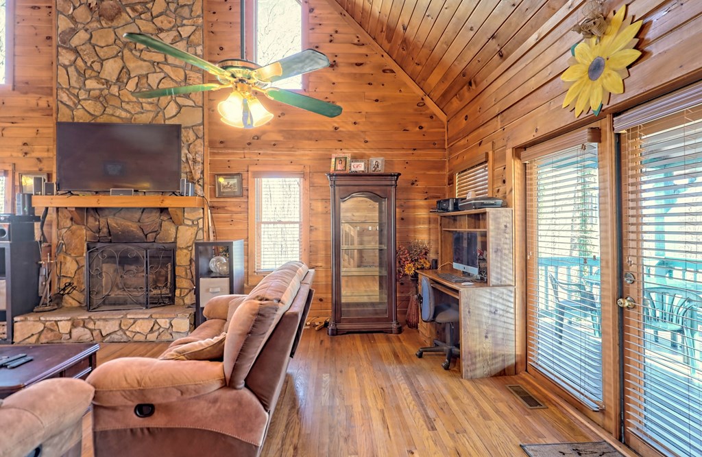 256 Woodland Ridge Drive
