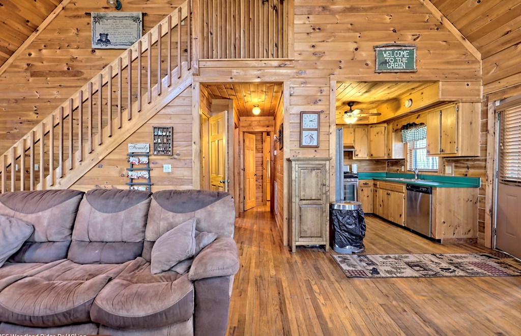 256 Woodland Ridge Drive