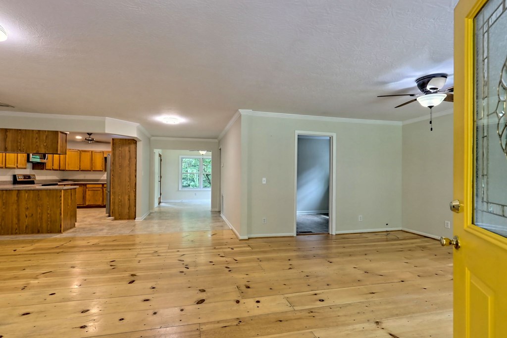 112 Blueberry Ln