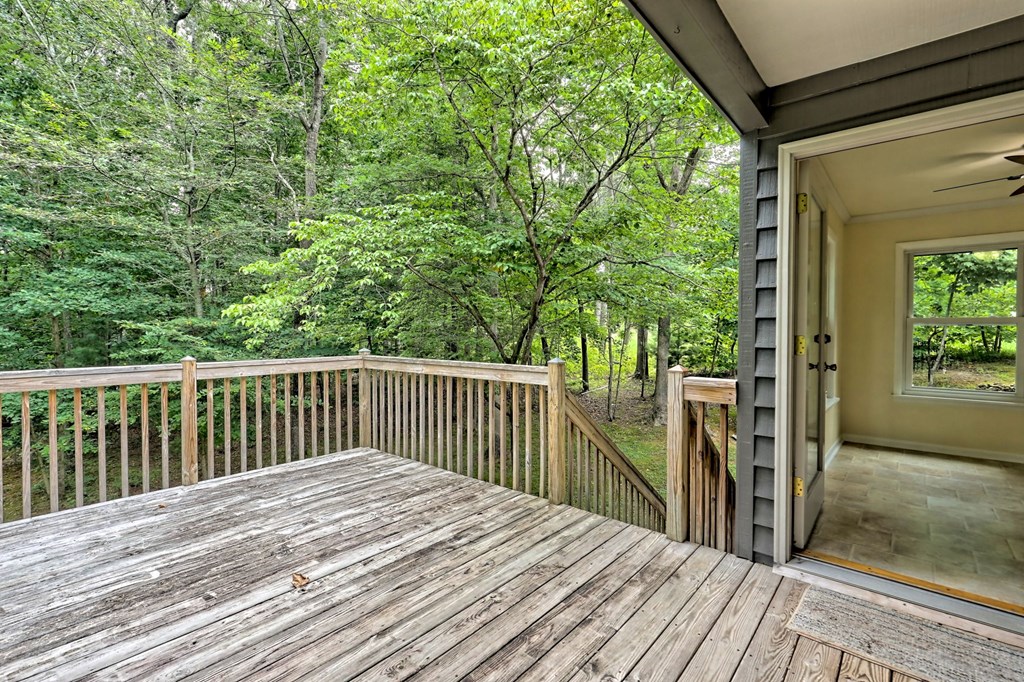 112 Blueberry Ln