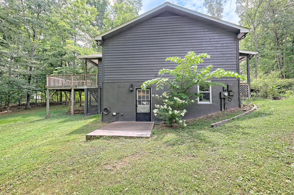 112 Blueberry Ln