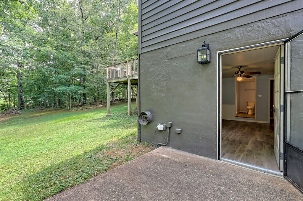 112 Blueberry Ln