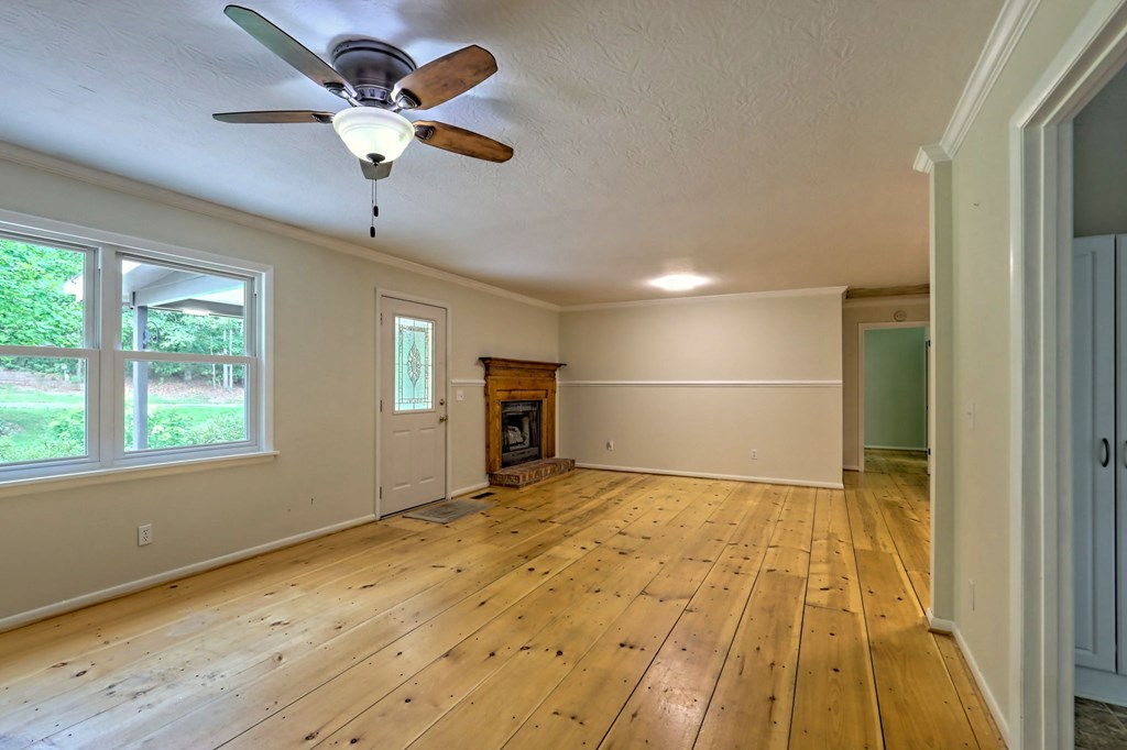 112 Blueberry Ln