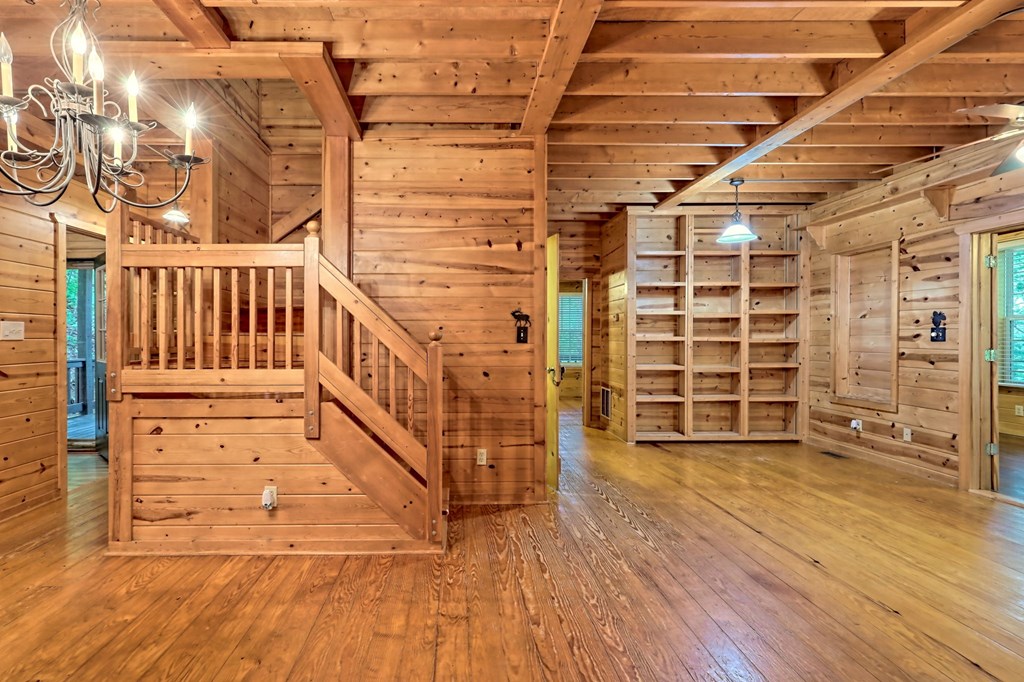 526 Spiva Cove Mtn Trl