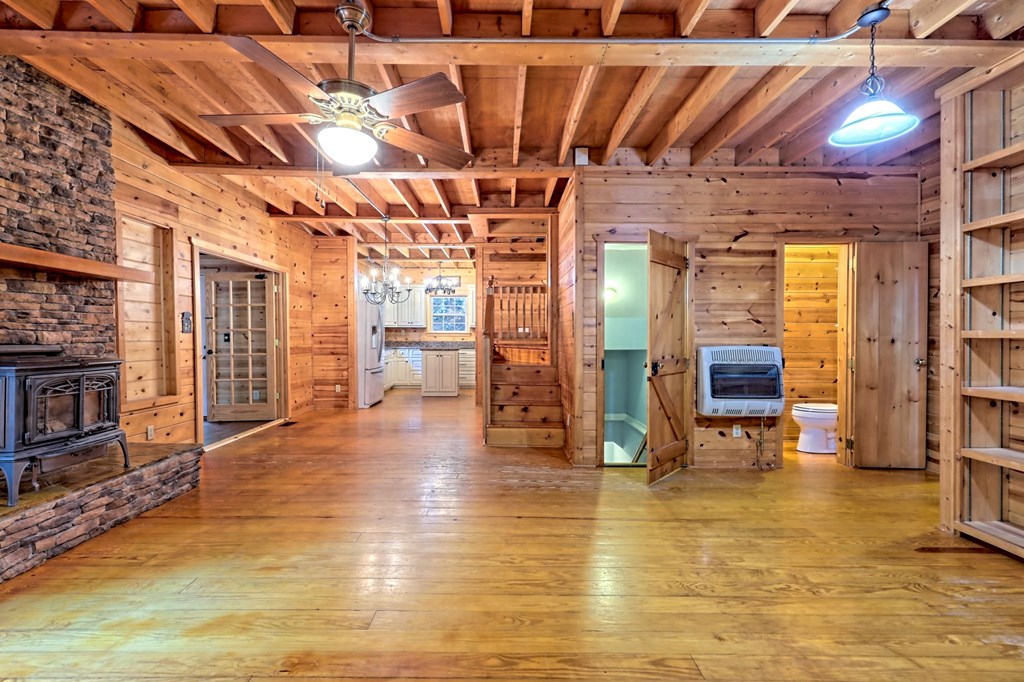 526 Spiva Cove Mtn Trl