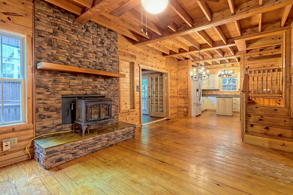 526 Spiva Cove Mtn Trl