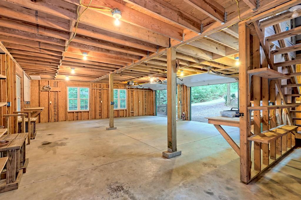 526 Spiva Cove Mtn Trl