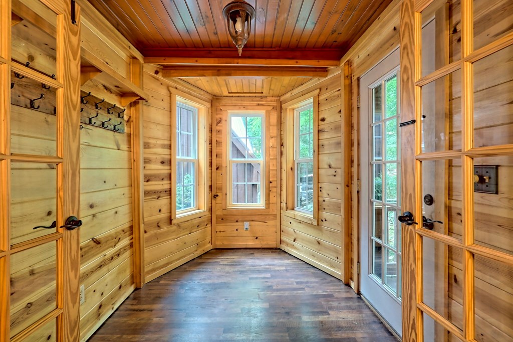 526 Spiva Cove Mtn Trl