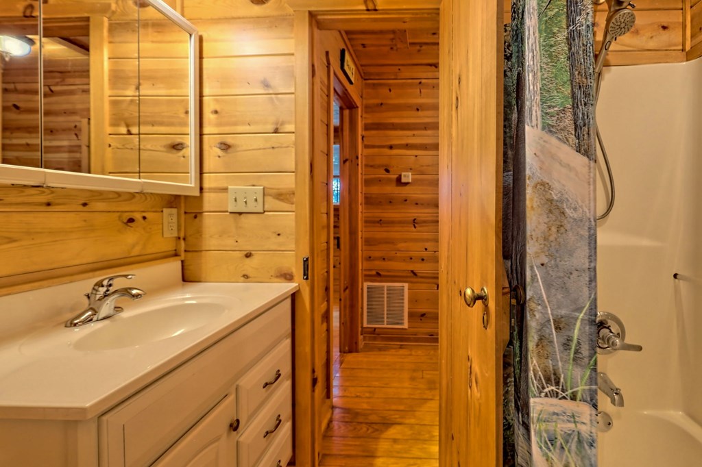526 Spiva Cove Mtn Trl