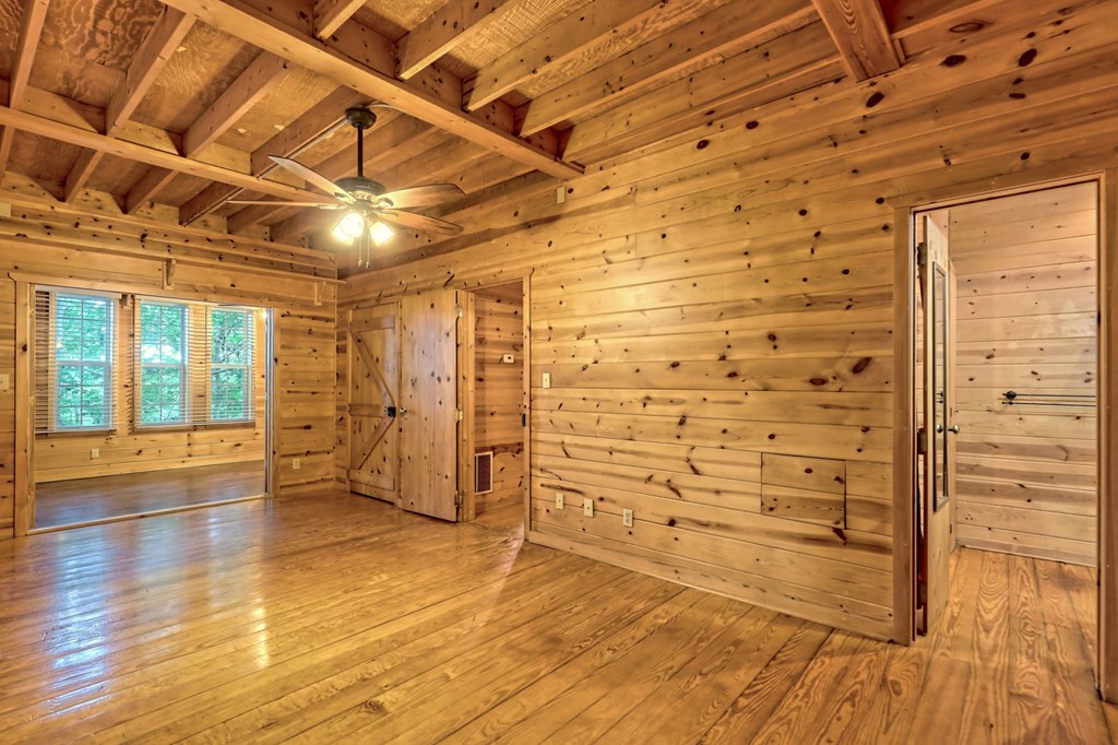 526 Spiva Cove Mtn Trl