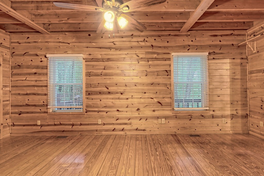 526 Spiva Cove Mtn Trl