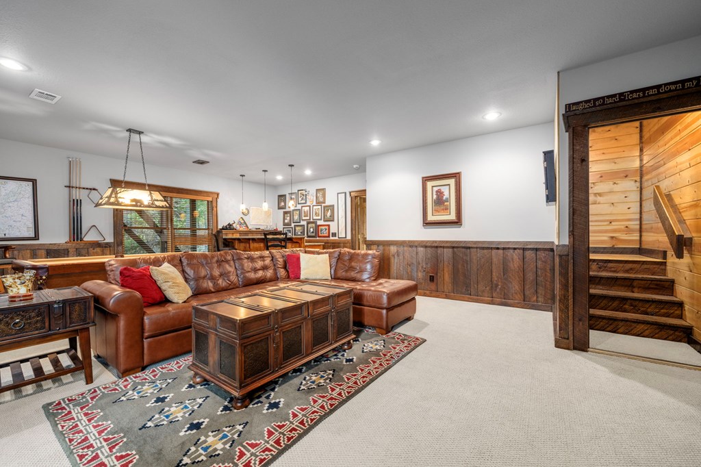 518 Toccoa River Forest