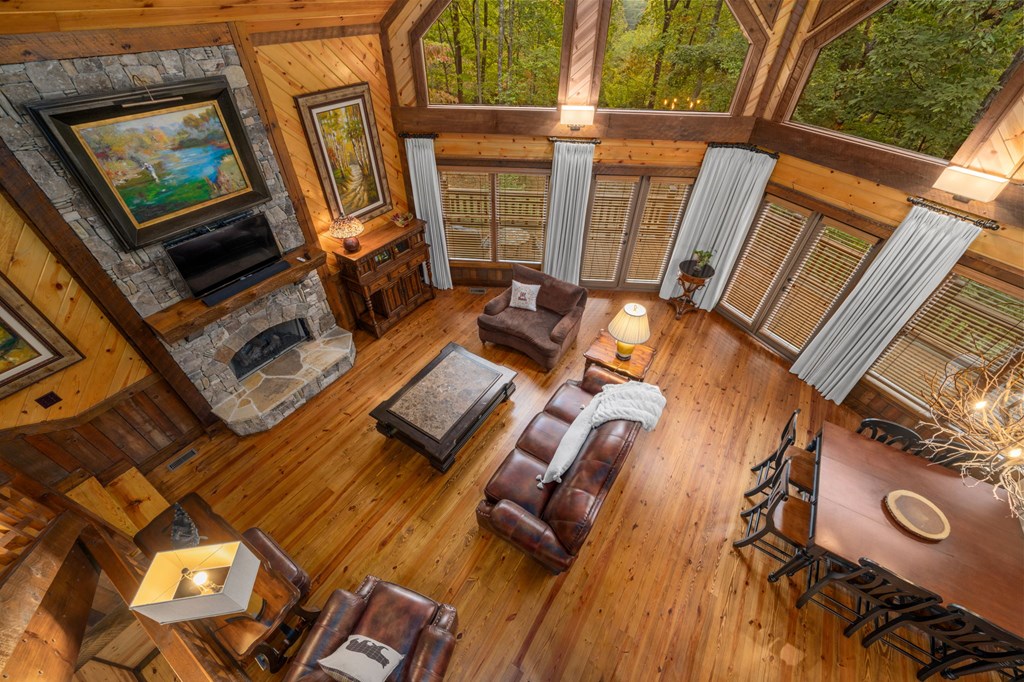 518 Toccoa River Forest