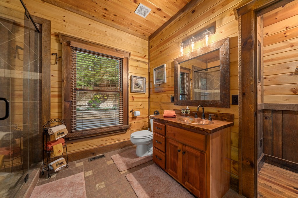 518 Toccoa River Forest