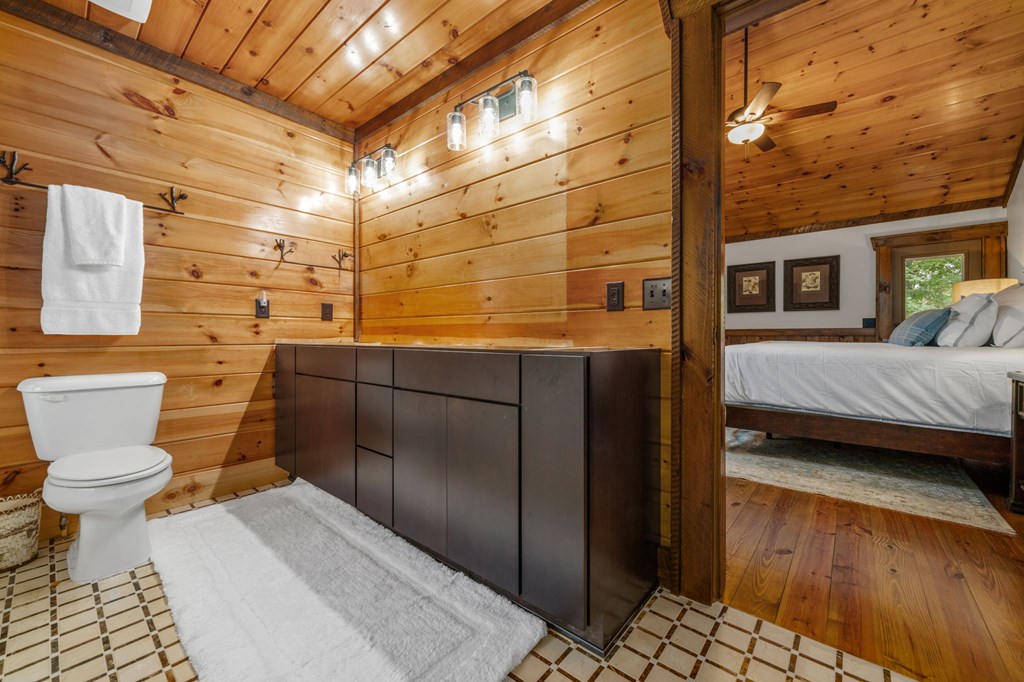 518 Toccoa River Forest