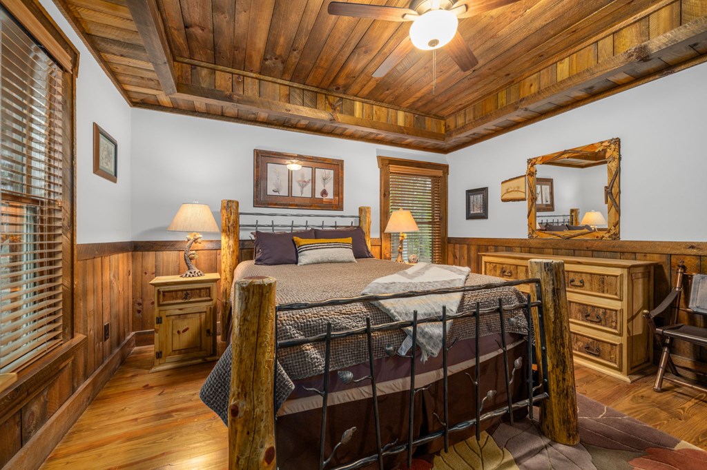 518 Toccoa River Forest