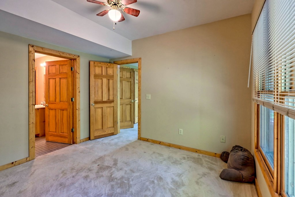 123 Rockingham Way