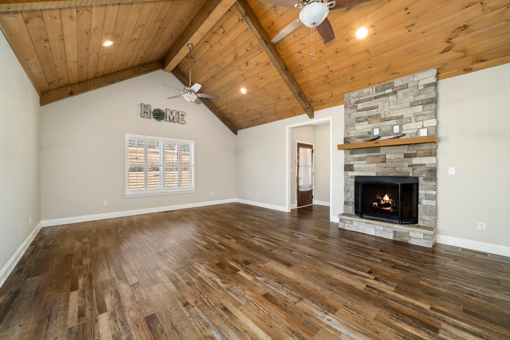 464 Meadow Circle