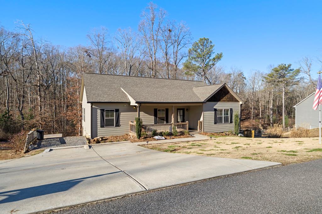 464 Meadow Circle
